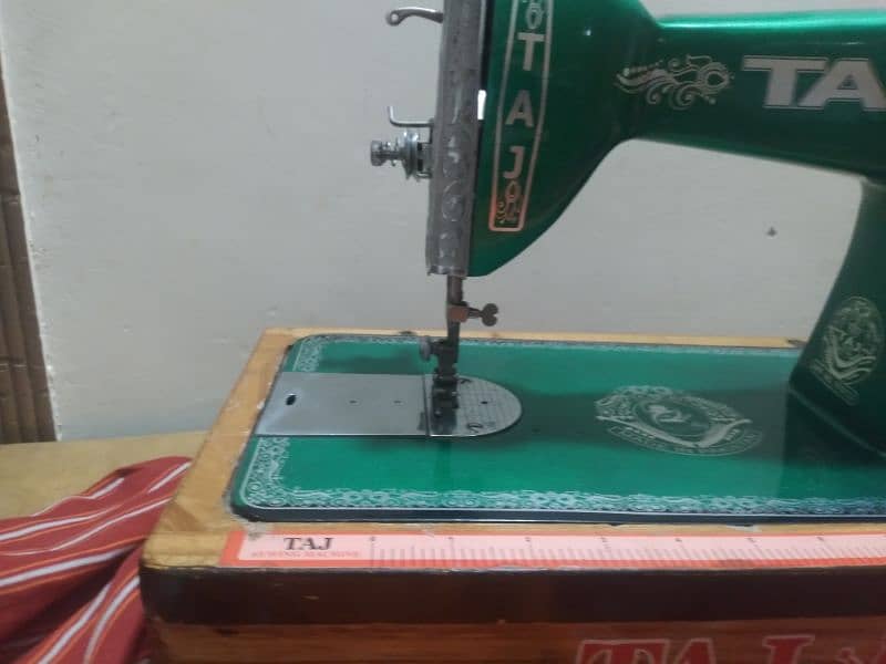 Taj sewing machine 3