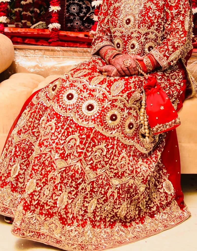 Bridal lehenga Bridal maksi one time used 12