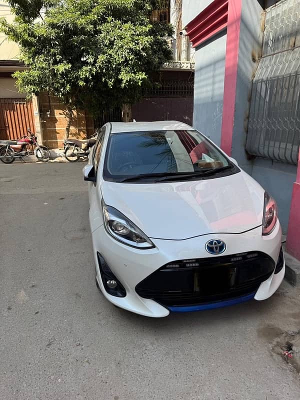 Toyota Aqua 2019 3