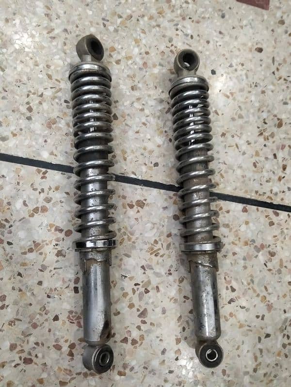 Honda CD 70 Back Shocks 1