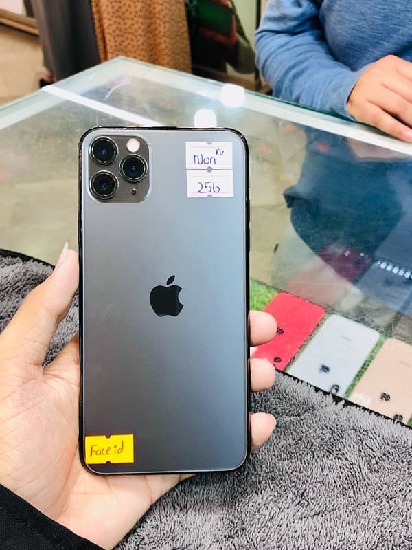 iPhone 11 pro max 0