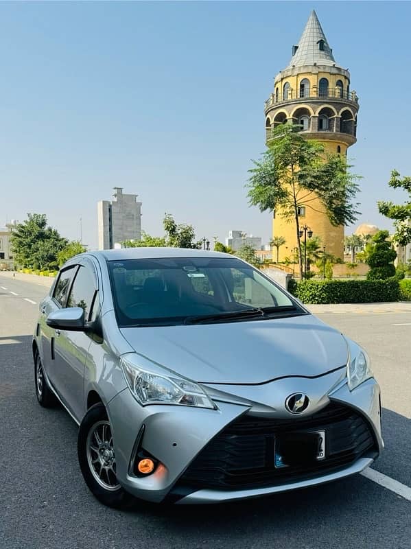 Toyota Vitz F  2021 2