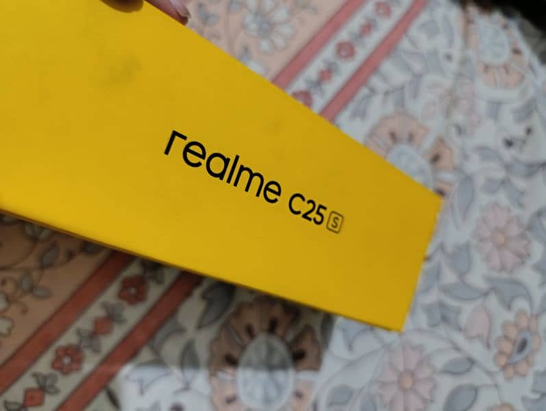 Realme C25S 10