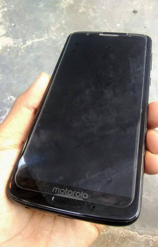 Moto e6 3gb 32gb all ok 5