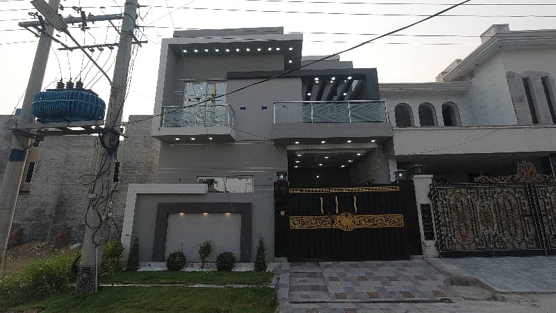 A Stunning House Is Up For Grabs In Al Hafeez Garden - Phase 5 Lahore 2