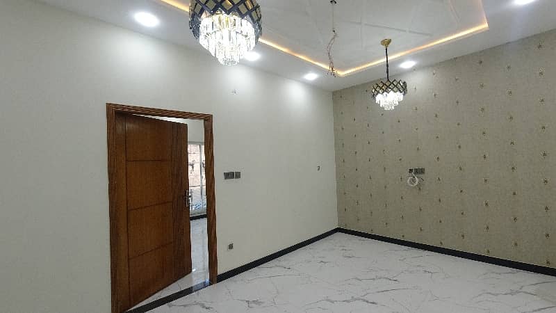 A Stunning House Is Up For Grabs In Al Hafeez Garden - Phase 5 Lahore 14