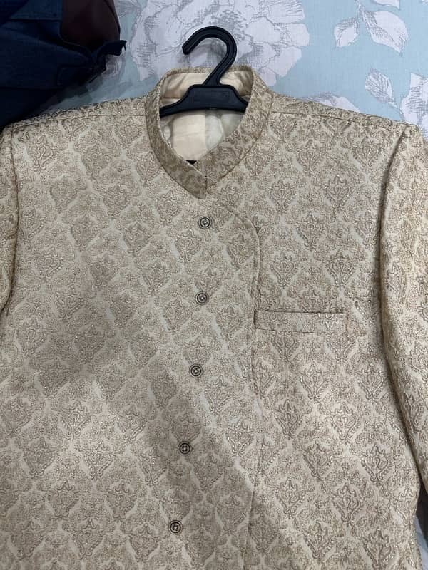 sherwani kulla and khussa complete set one time used excellent quality 4