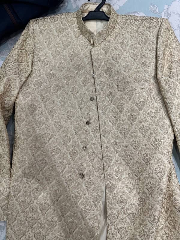 sherwani kulla and khussa complete set one time used excellent quality 5