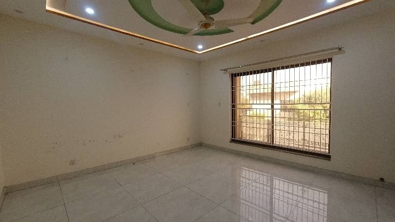 10 Marla House In Sahafi Colony 20