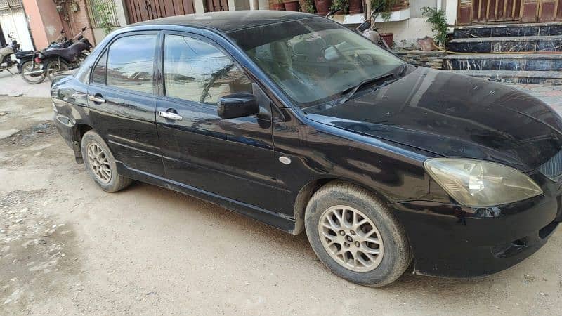 Mitsubishi Lancer 2005 4