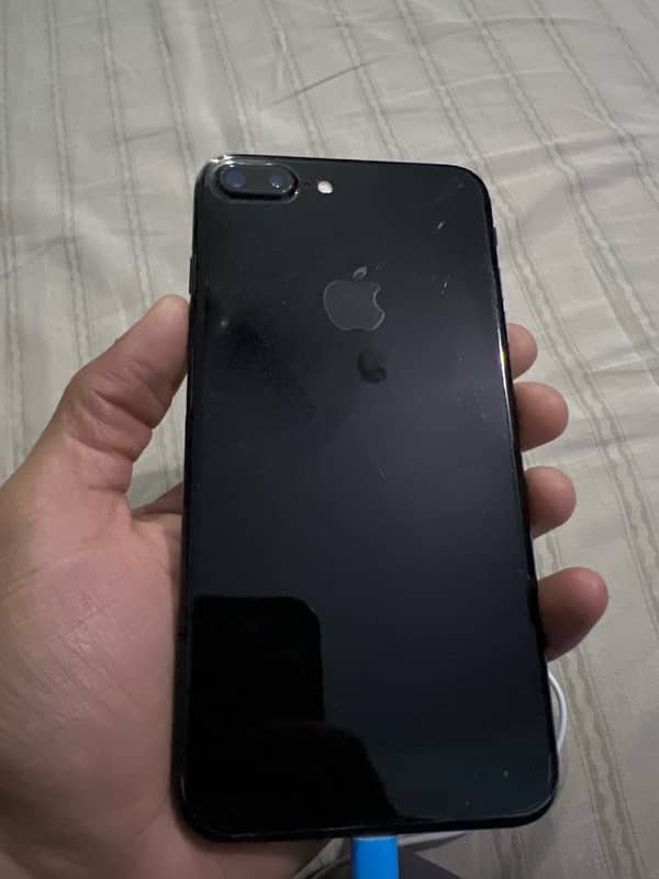 Iphone 7 plus PTA 256gb approved jet black 1