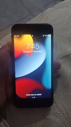 I phone 7.256GB Non PTA Lakin Sim working 1 year say zyada ho gaya hy