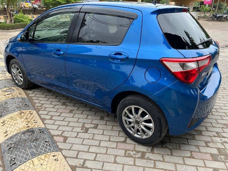 Toyota Vitz 2017 3