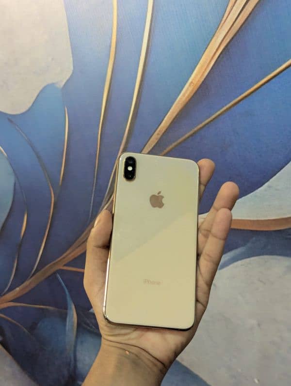 iPhone xs max 64gb Golden Color Factory Unlock 5