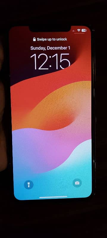 I phone Xs max 7 to 8 month used 5