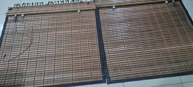 Blinds for windows in excellent condition