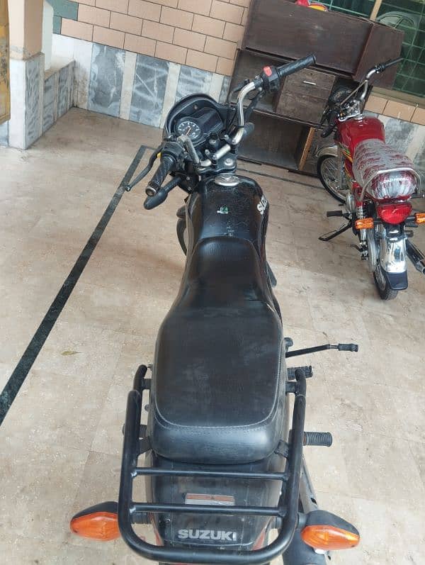 2019 model suzuki 110 good condition 2