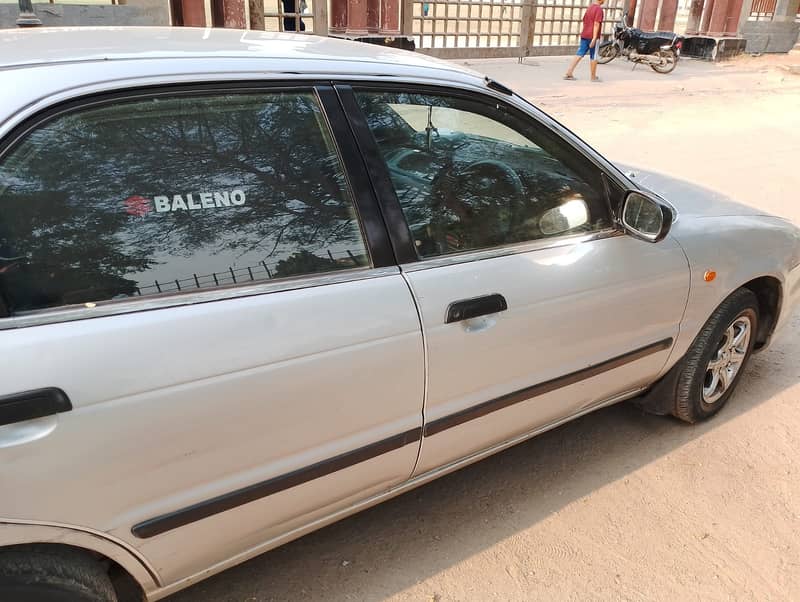 Suzuki Baleno 2004 5