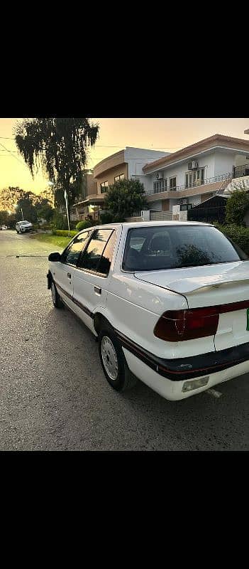 Mitsubishi Lancer 1989 6