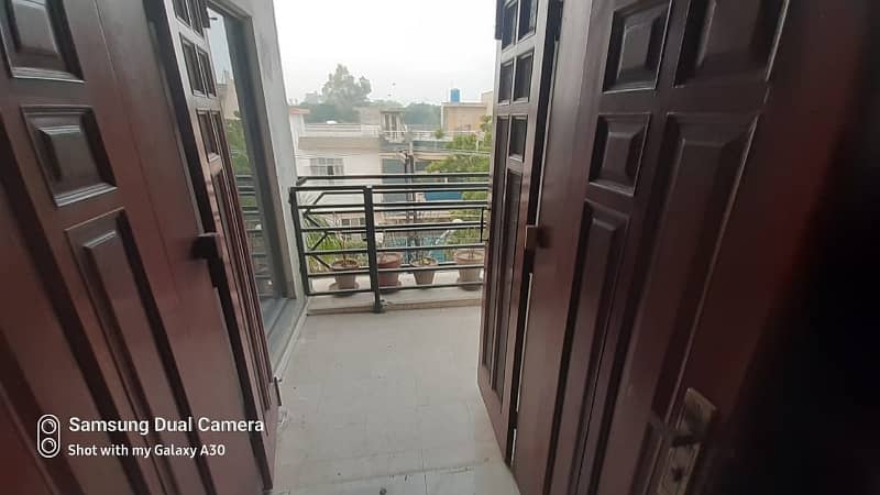 FOR RENT SECOND FLOOR 10 MARLA 3 BEDROOM 3 BATHROOM MARBLE WOOD WORK GOOD LOCATION RENT 55000 9