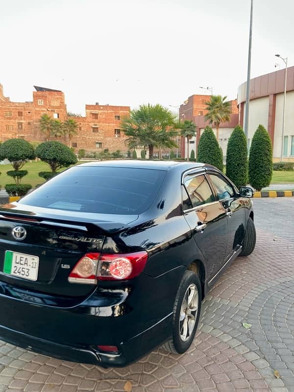 Toyota Corolla GLI 1.6 automatic 2013 6