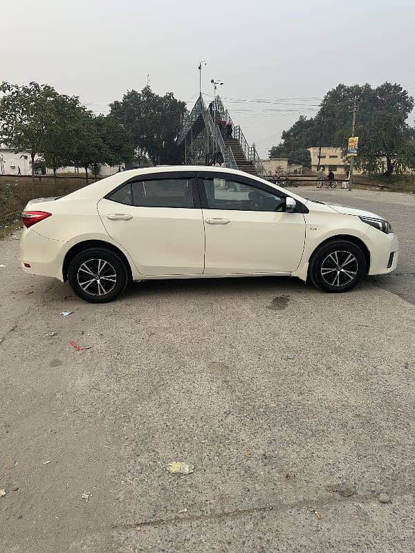 Toyota Corolla GLI 2015 3