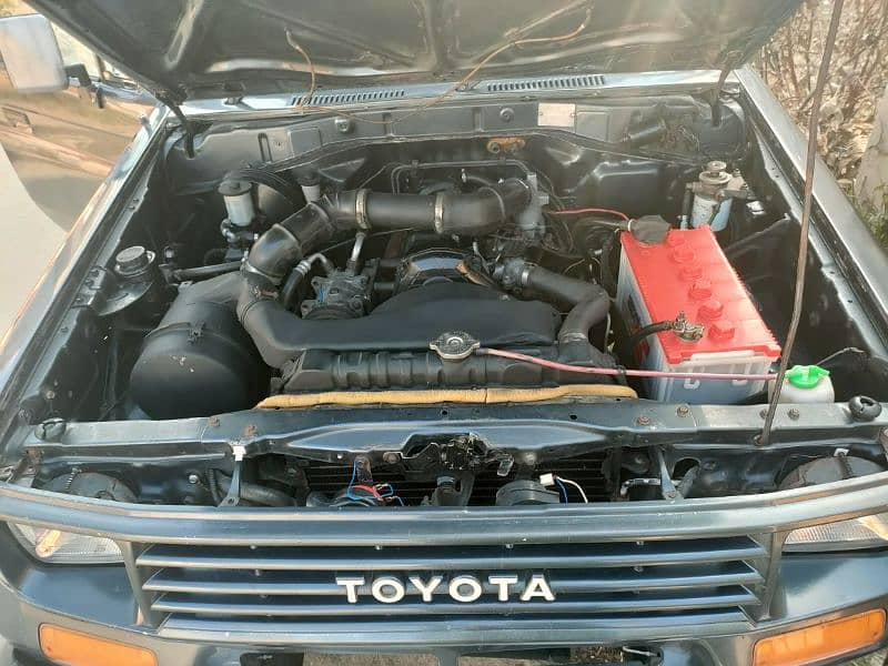 Toyota Land Cruiser 2  1990 10