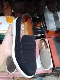 white sole lofers for man in casually use