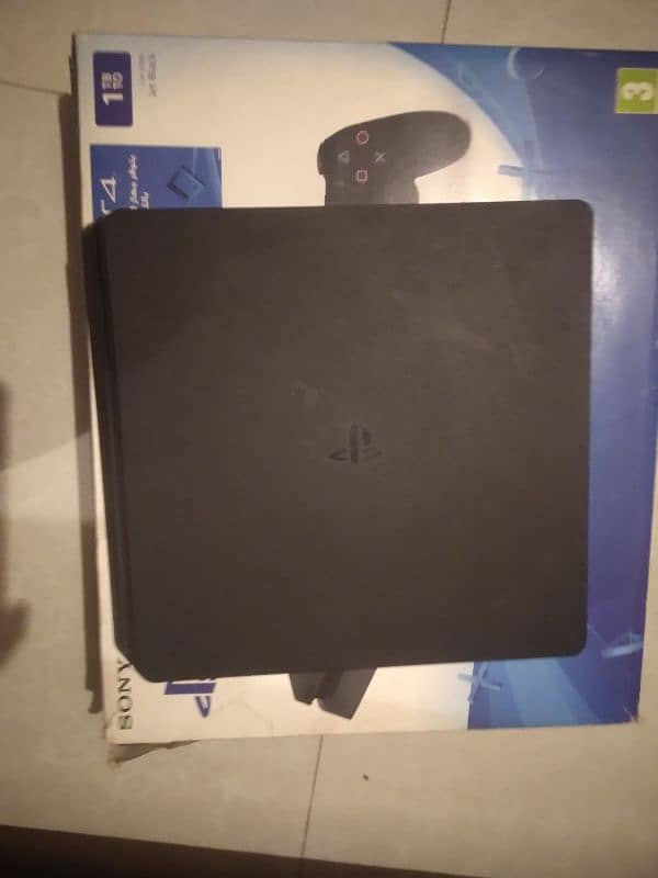 Sony play station (ps4 slim) 1tb 2