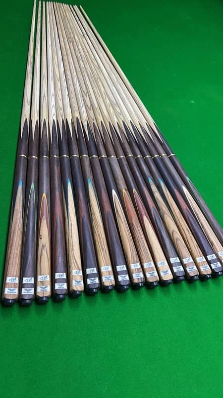 Branded Snooker cue 3