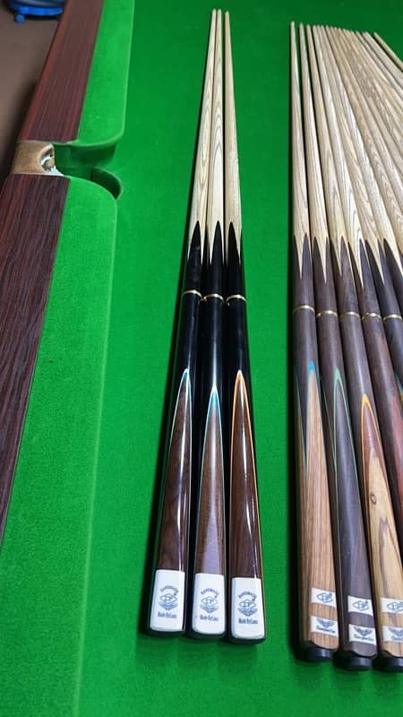 Branded Snooker cue 4