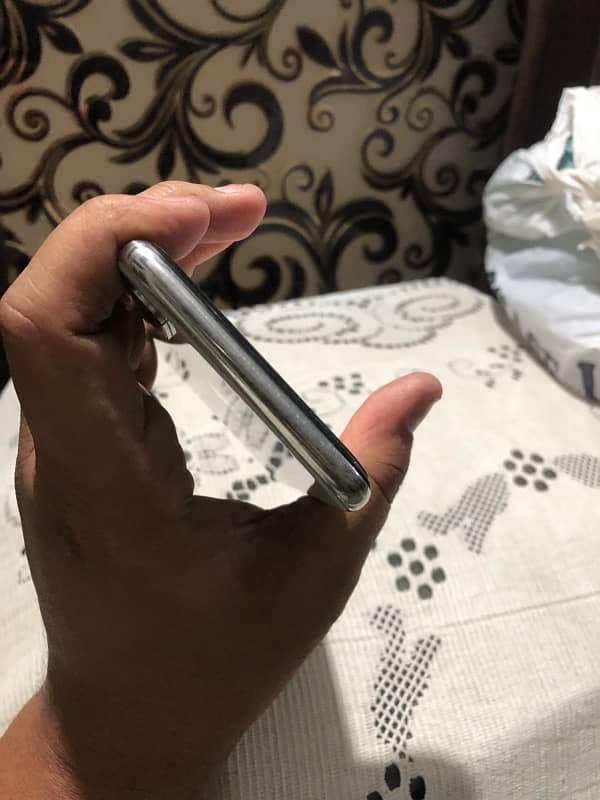 iPhone X 256 gb 5