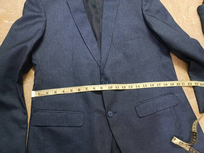 Stylish 3 piece suit for sell 3