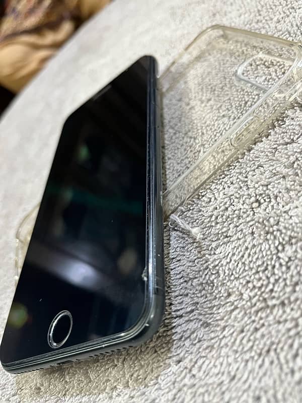 IPHONE 7 PLUS (256GB) 3