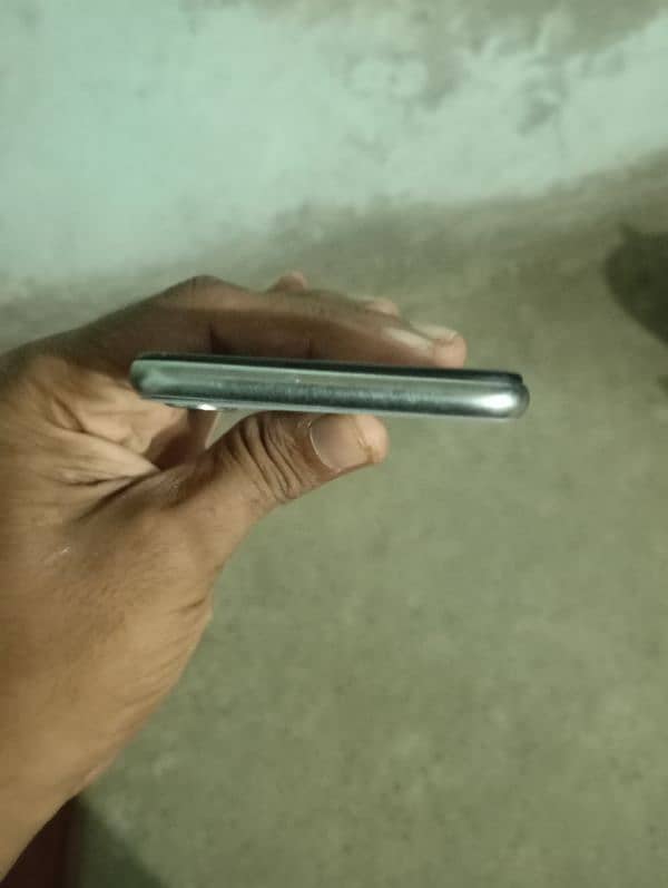 iPhone x 64gb factory unlock 2