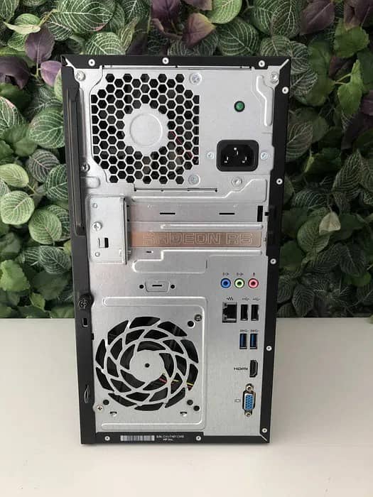 HP Pavilion 570 Tower AMD A8-9600 8GB Ddr4 128gb m2 Nvme R7 3