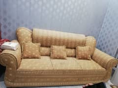 3 SEATER SOFA AND KING SIZE CHAIRS