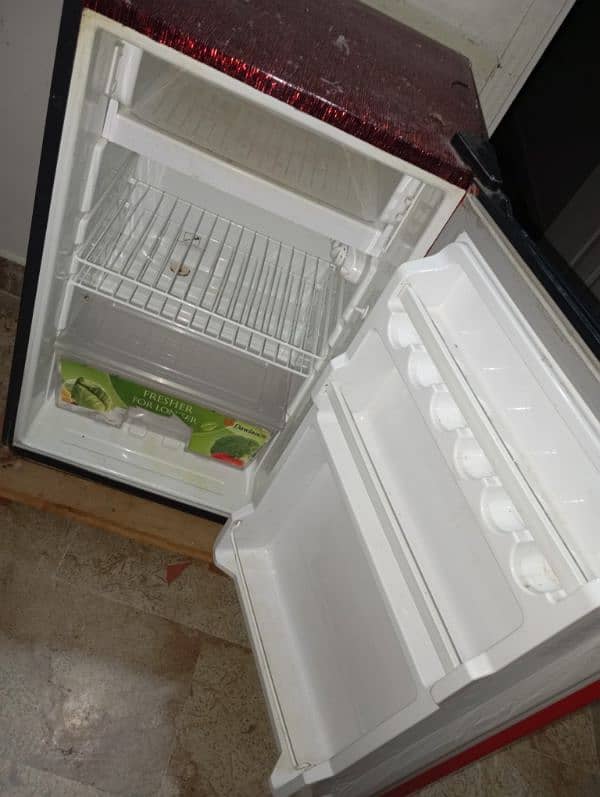 single door refrigerator 2