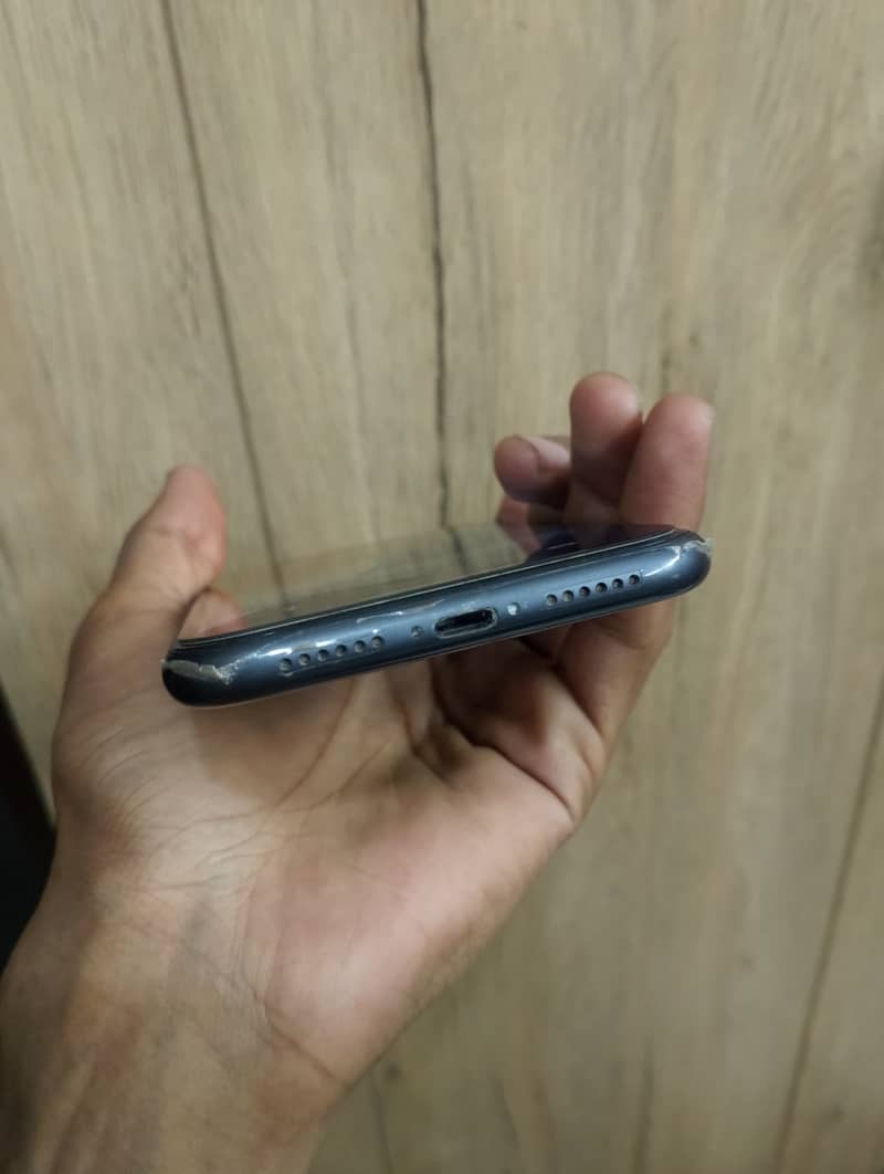 iPhone 11 non pta JV 64GB 5