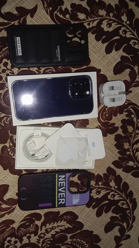 I phone 14 pro with box very good condition first hand use 8