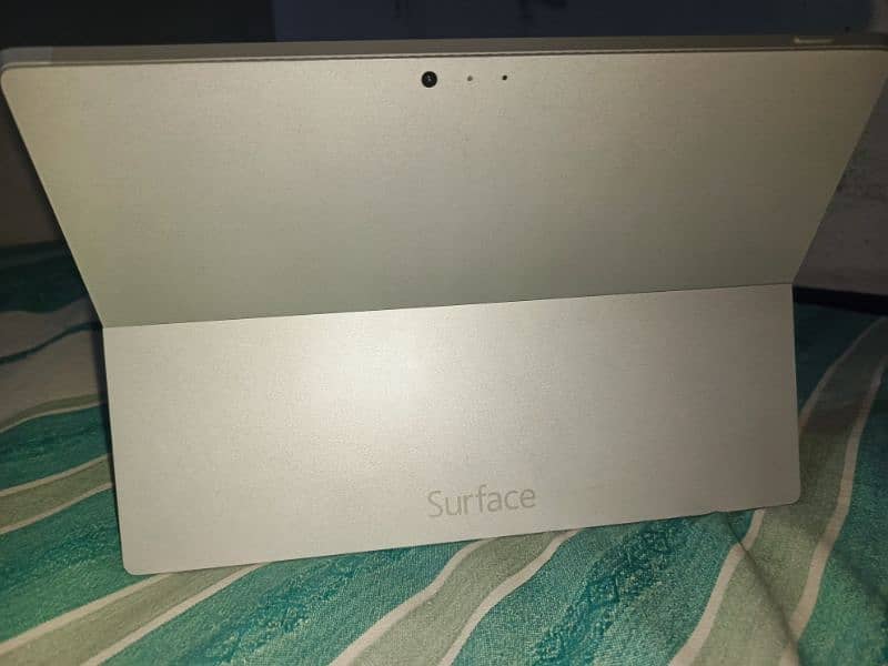 surface Pro 3 good condition 1