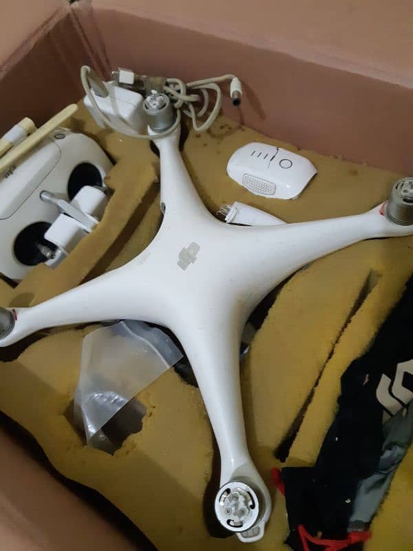 Dji Drone Phantom 4 aircraft 4