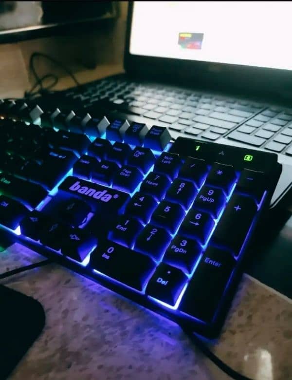 HS GAMING KEYBOARD 5