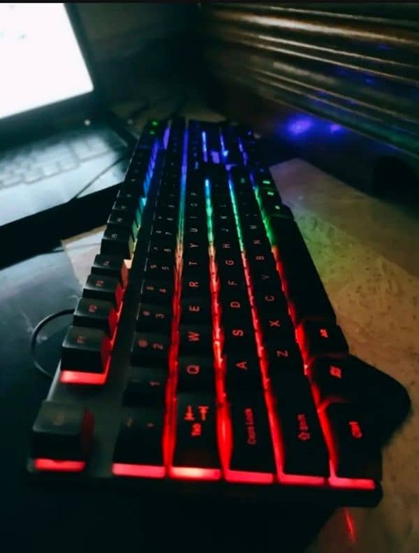 HS GAMING KEYBOARD 10