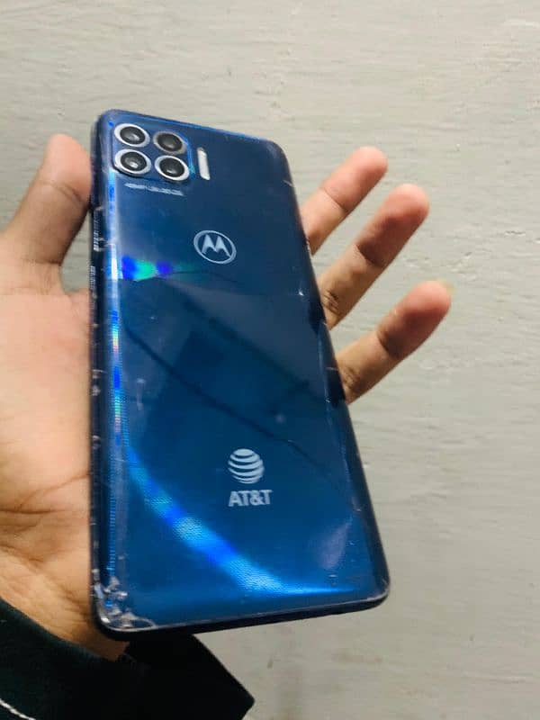 Motorola One 5G UW 4/128 0