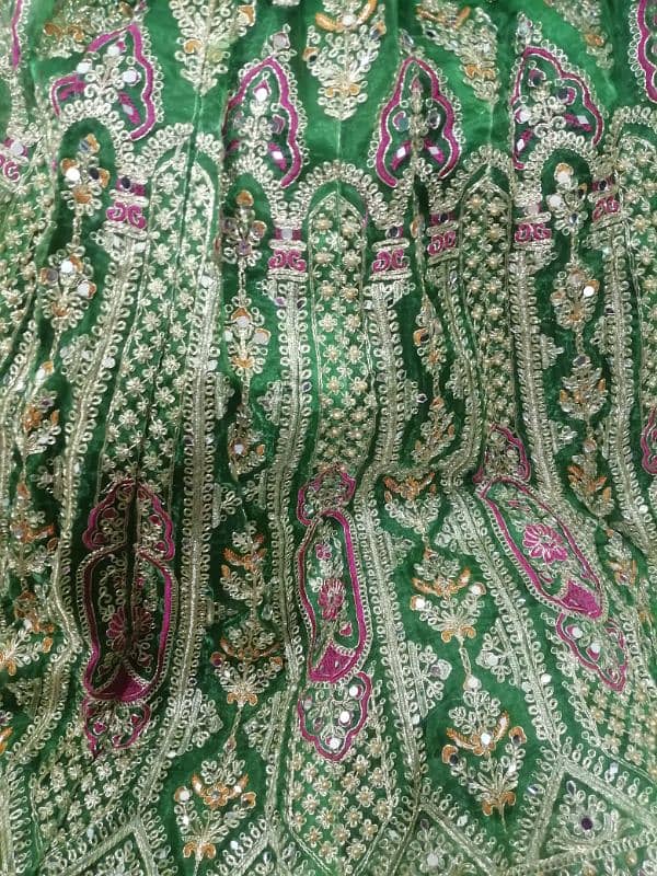 bridal mehndi lehnga 1