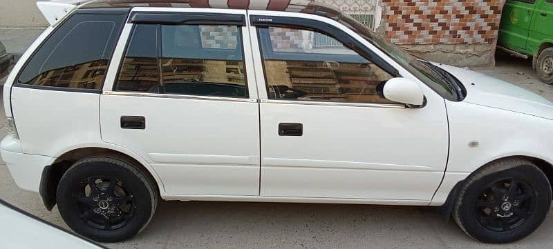 Suzuki Cultus VXRi 2016-17 2