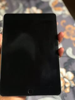 ipad mini 4 128Gb excellent condition