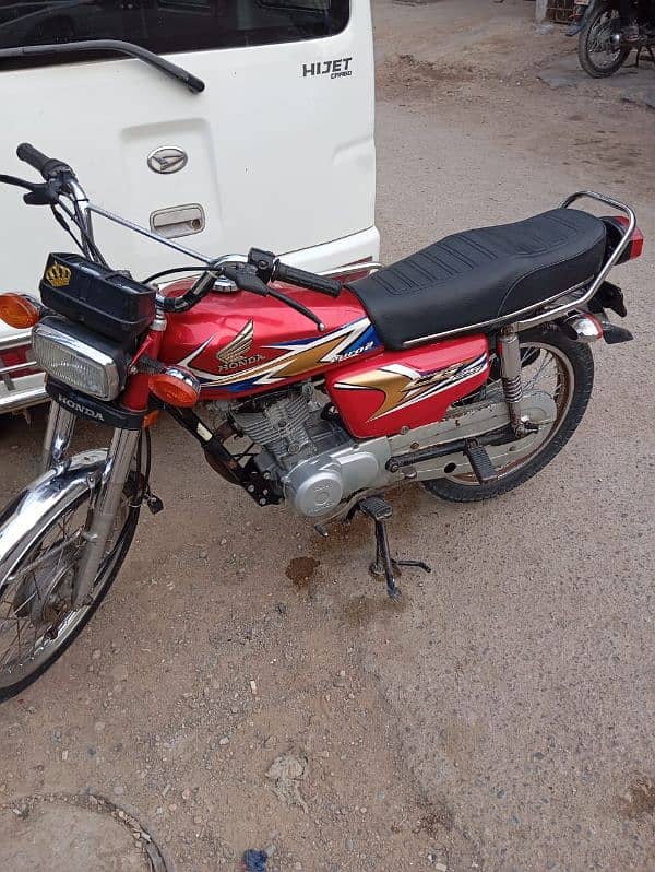 Honda cg 125 karachi number 1