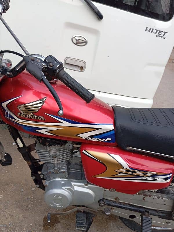 Honda cg 125 karachi number 2